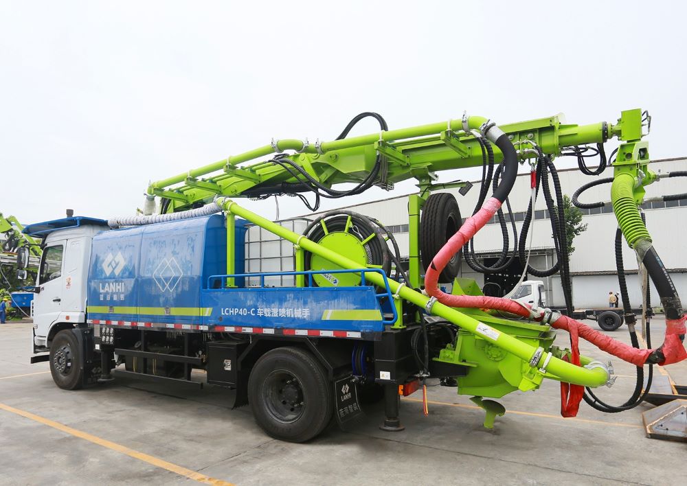 隧道濕噴機械手在長大隧道工程中的應用及優(yōu)勢(圖1)